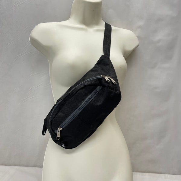 Eastsport Vintage Fanny Pack / Crossbody / Shoulder / Sling Bag / Travel 90s-Y2K / Unisex / Color:  Black / Polyester / 2 Zipper Pockets