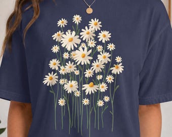 Wild Daisy Shirt, Botanical Flower Tee, Oxeye Daisy Floral T-Shirt, Watercolor Wildflower Graphic, Cottagecore Nature Gift for Women
