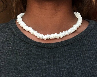 Bohemian Hawaii Puka White Clam Chips Shell Necklace, Irregular Chips Seashell Choker Necklace, Summer Beach Statement Jewelry