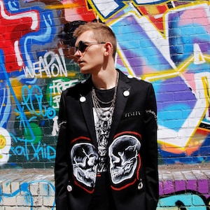 SKULL LOVE Upcycled unisex blazer sustainable clothing punky style handpainted image 1