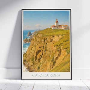Póster de viaje de Cabo da Roca / Impresión artística del faro de Portugal / Decoración de pared con acantilados del océano Atlántico / Regalo de paisaje vintage de Sintra