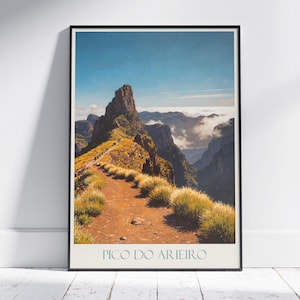 Impresión de viaje de Pico do Arieiro ~ Póster de viaje de Portugal / Arte mural pintado y decoración del hogar / Impresión personalizada enmarcada / Regalo de viaje de vacaciones