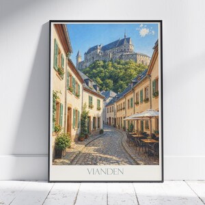 Poster di viaggio di Vianden, Lussemburgo / Stampa artistica del Castello di Vianden / Affascinante decorazione da parete europea Street View