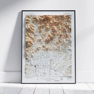 Redding, Californië ~ Vintage schaduwrijke reliëf platte 2D kaart afdrukken ~ Poster Wall Art Decor topografie