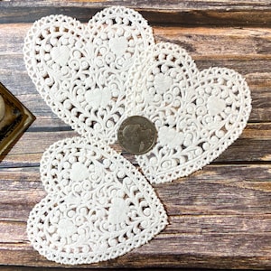Vintage präglade hjärtformade dukar: Små papperstryck, scrapbooking (set om 3)
