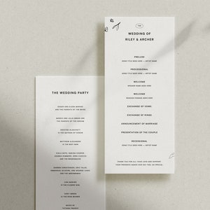 Puede incluir: Dos tarjetas blancas con texto negro. La tarjeta de la izquierda enumera la fiesta de bodas, incluidos los nombres de los padres de la novia y el novio, la dama de honor, el padrino, las damas de honor, los padrinos, la niña de las flores, el portador de anillos y los músicos de la boda. La tarjeta de la derecha es un programa de ceremonia de boda con el título "La boda de Riley & Archer". El programa enumera el orden de los eventos, incluyendo el preludio, la procesión, la bienvenida, el intercambio de votos, el intercambio de anillos, el anuncio del matrimonio, la presentación de la pareja, la recesión y un mensaje de agradecimiento.