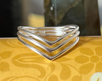 Sterling Silver Triple layered Chevron Ring
