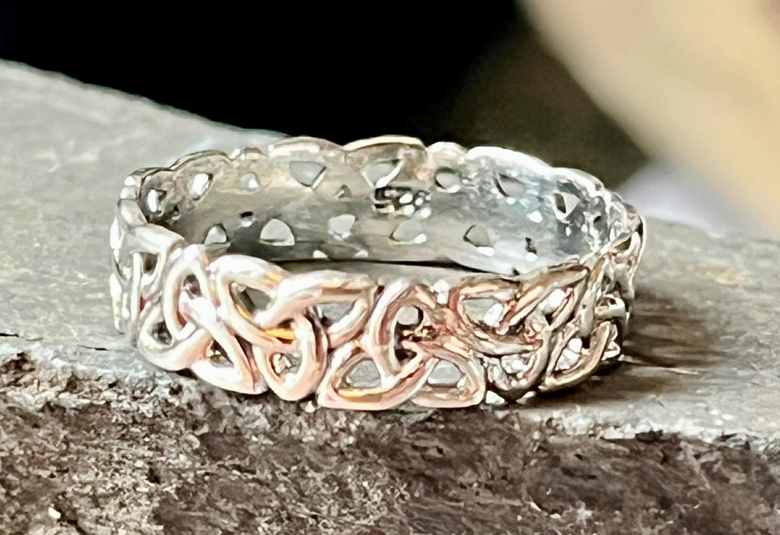 Keltische Ringen in Sieraden, Tassen en Uiterlijk