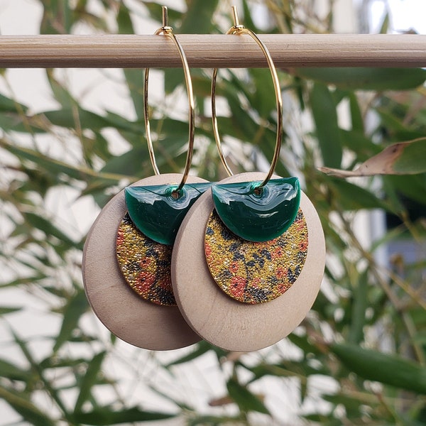 Boucles d'oreilles créoles en bois jaunes et vertes