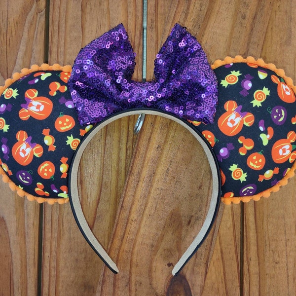 Disney Halloween pumpkin Mickey mouse Minnie mouse ears