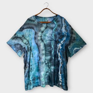 4X Blue Geode Tie Dye T-Shirt, Blue Gray Agate Ice Dye Tee, Wild Sky Tie Dye Hand-Dyed Clothing, OOAK Boho Geode Tie Dye Plus Size Shirt