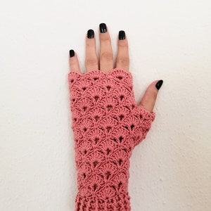 Fingerless Gloves Crochet Pattern, Crochet Pattern, Crochet Gloves Pattern, Fan Gloves Crochet Pattern, Fingerless Gloves, Pdf Pattern image 8