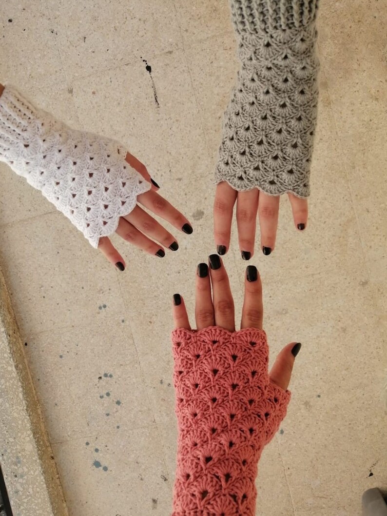 Fingerless Gloves Crochet Pattern, Crochet Pattern, Crochet Gloves Pattern, Fan Gloves Crochet Pattern, Fingerless Gloves, Pdf Pattern image 7