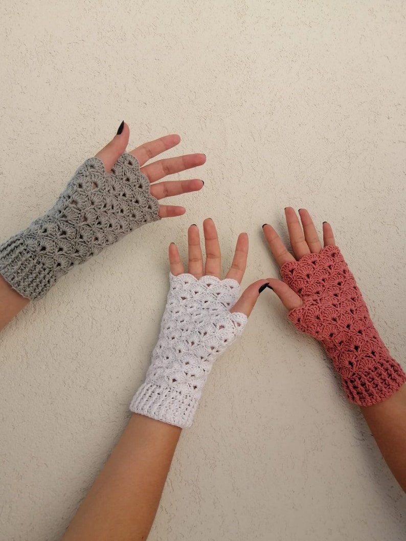 Fingerless Gloves Crochet Pattern, Crochet Pattern, Crochet Gloves Pattern, Fan Gloves Crochet Pattern, Fingerless Gloves, Pdf Pattern image 6