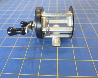 R58 VTG Pflueger 1913 Model DH Bait Casting Fishing Reel