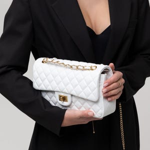 Sac à bandoulière classique en cuir matelassé - Fourre-tout en cuir véritable, accessoire élégant pour femme, cadeau parfait pour une femme ou une fille, Blanc