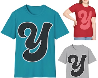 Y Initial Unisex Softstyle T-Shirt, lebendige Farbe T-Shirt, fettgedrucktes Shirt, personalisiertes T-Shirt, benutzerdefiniertes Initial T-Shirt, helles Grafik T-Shirt