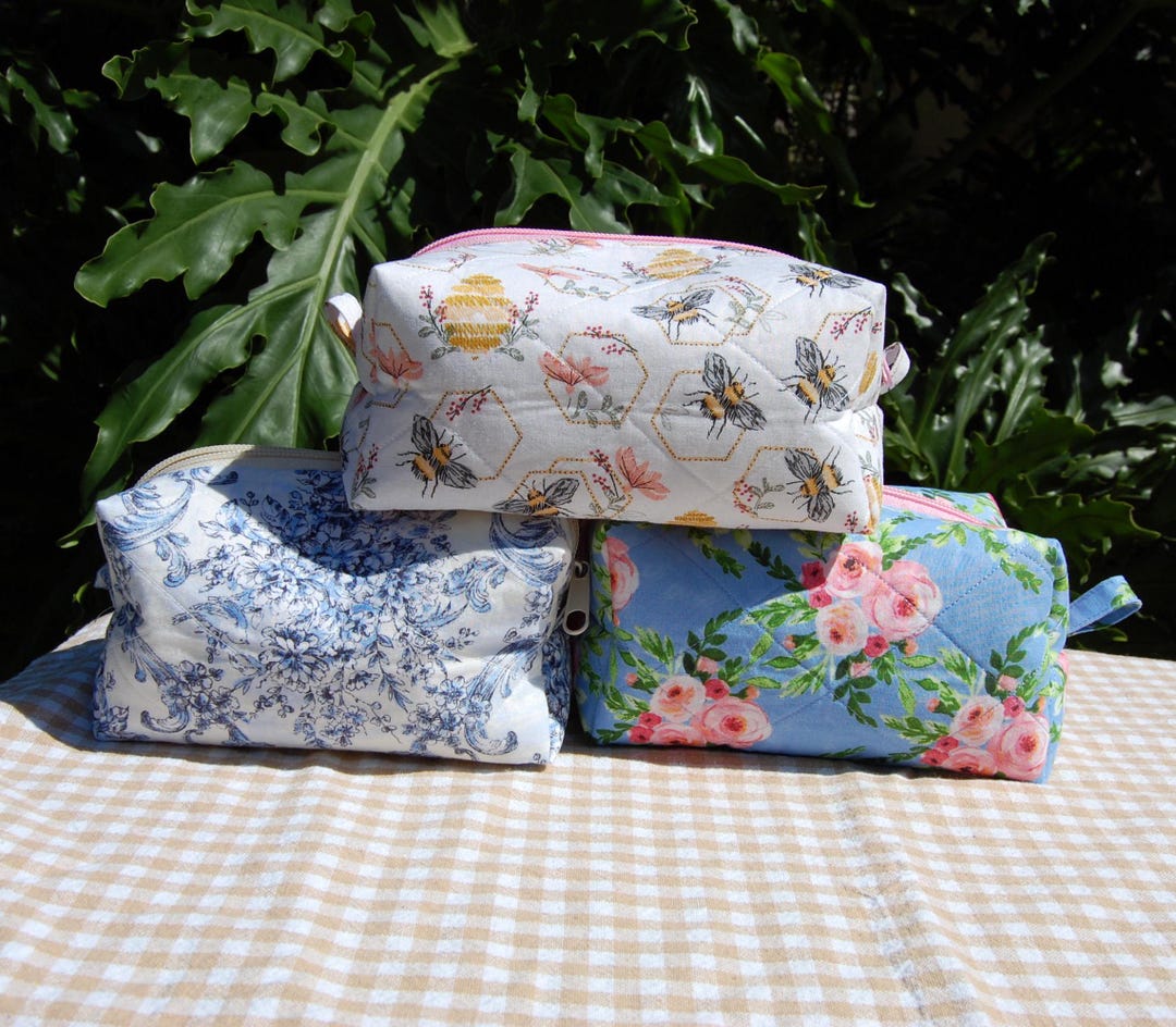 Handmade Quilted Cotton Utility Pouch 07