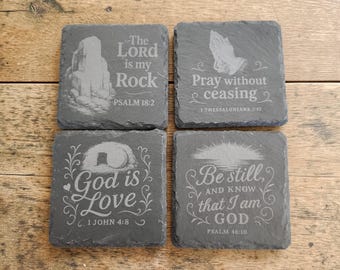 Juego de 4 posavasos cristianos de pizarra natural, grabados con láser con versículos bíblicos.