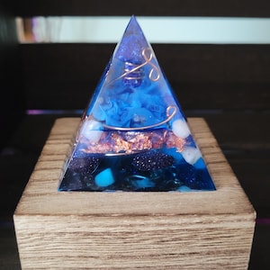 Orgonite Pyramid (Carved Mushroom)