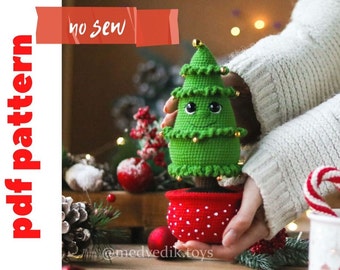 crochet christmas tree pattern. cute christmas tree crochet tutorial. DIY christmas gift. crochet christmas tree in the pot.