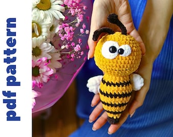 crochet bee pattern. funny bumble bee amigurumi pattern. crochet bee plush pattern. easy crochet pattern toy. crochet bumblebee