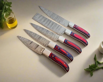 Handgeschmiedetes Damast Kochmesser Set: Pakkaholz Griff, Lederscheide