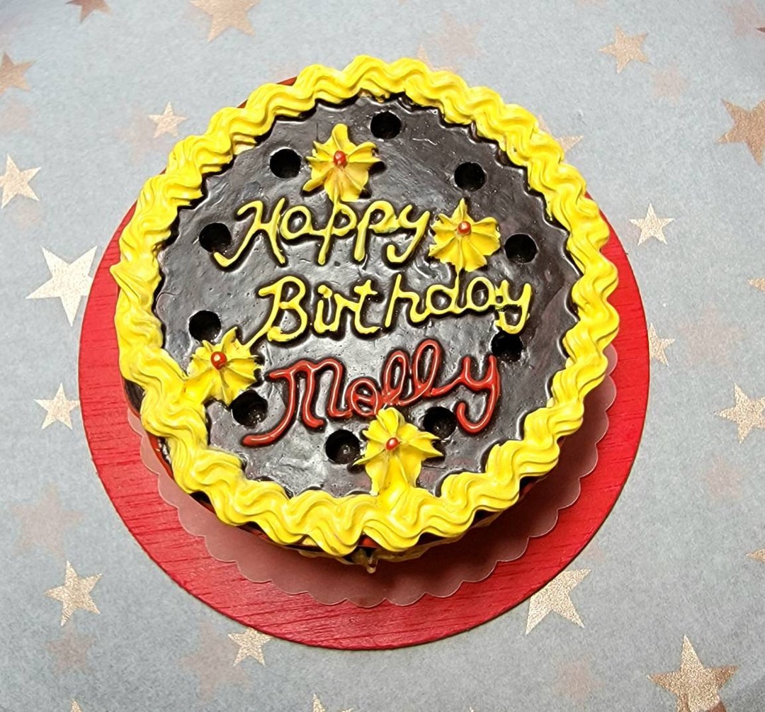 Pleasant Company Molly's Birthday Cake, American Girl Doll Molly