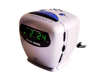 Vintage Phillips Magnavox Cube Clock Radio, Green LED, Alarm, Great Condition, 1990s Space Age Radio, 90s Silver Cube Radio, 90s radio