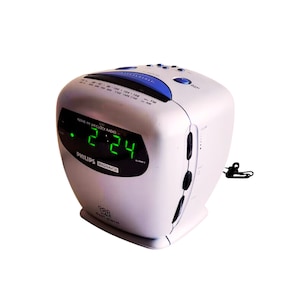 Vintage 1990s Philips Magnavox Silver Cube Digital Alarm Clock Radio, Green LED, Dual Alarm, TESTED, Great Condition, Space Age Clock Radio