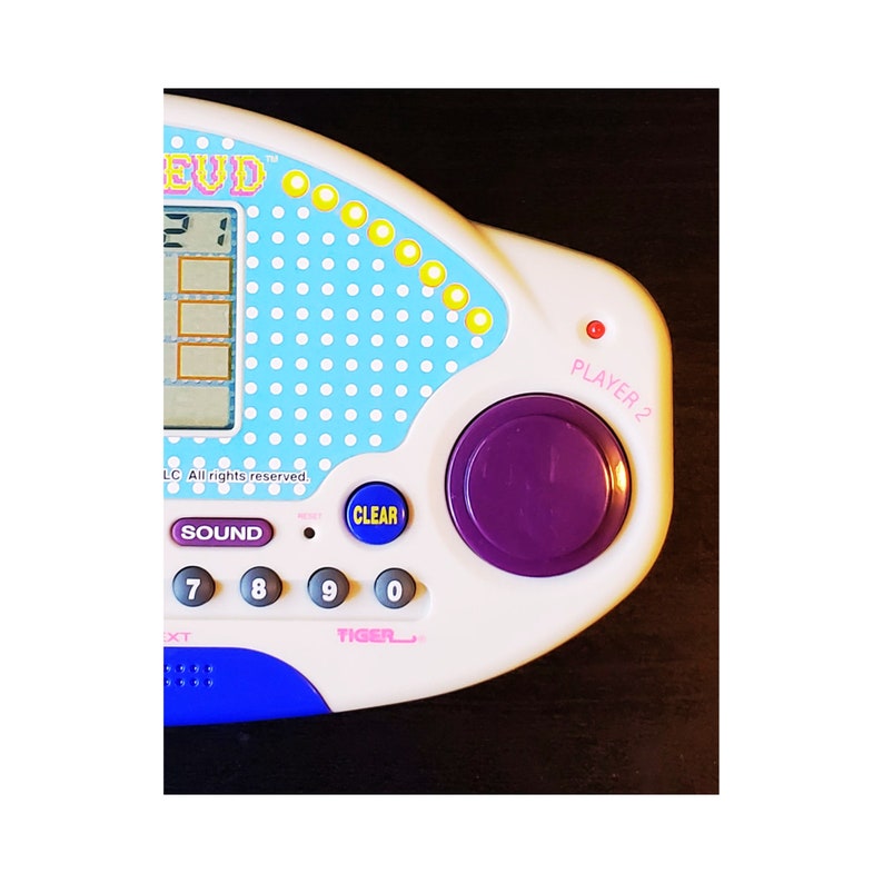 Vintage 1997 Family Feud Handheld Electronic Game, Tiger Electronics