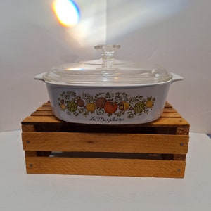 Vintage 1980s -- Block Stamp -- Spice of Life -- Corning Ware -- 2 Quart -- A-2-B -- Casserole Dish -- 41 -- Pyrex A9C lid
