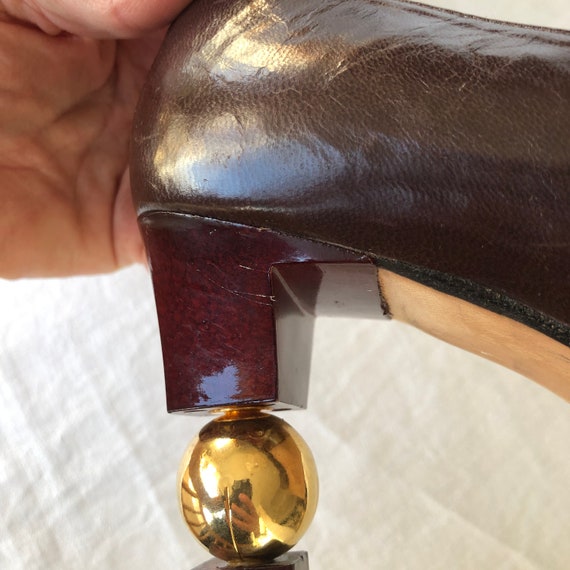 Vintage 90’s Gold Ball Pump 3” Heels - image 7