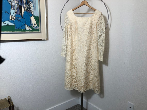 Vintage 60s Mini A-Line Lace Wedding Dress- Back … - image 2