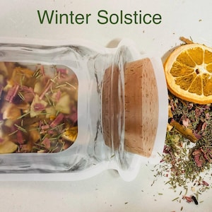 Winter solstice simmer pot blend spell