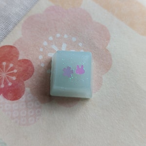Sparkly Dew Sakura Bunny Keycap | Cherry | ESC