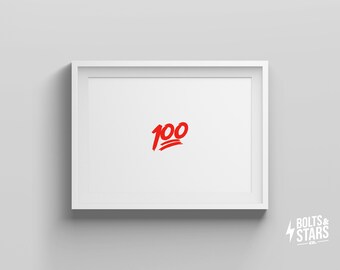 Könnte beinhalten: Weißer gerahmter Druck mit einer roten "100" mit einem seitlichen Augen-Emoji in einem weißen Rahmen. Der Druck ist von Bolts & Stars Co.