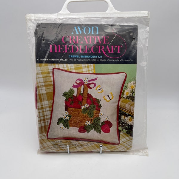 Vintage 1974 Avon Creative Needlecraft Crewel Embroidery "Basket of Strawberries" Pillow Kit