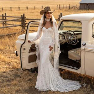 Boho Wedding Dress Mermaid Lace Off Shoulder Long Sleeve Bridal Gown Wedding Dress With Train