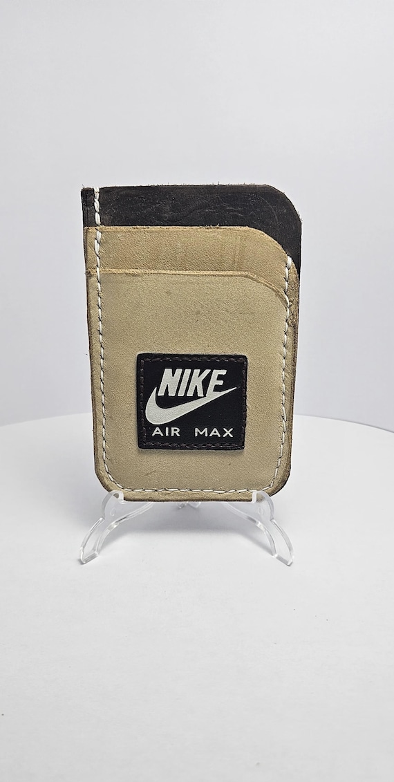 card holder nike