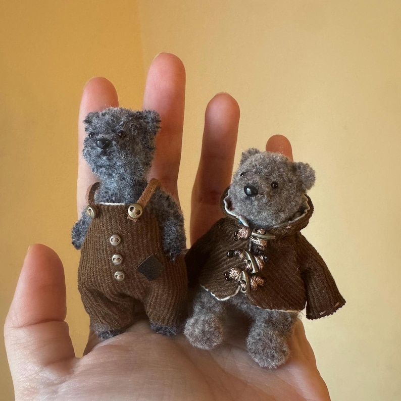 Orsacchiotto in miniatura fatto a mano con scovolini – Kit fai da te o articolo finito immagine 7