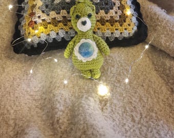 Crochet Taylor Debut Era Bear Keyring: Handmade Plush Swiftie Gift