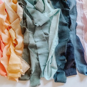 Nastro di garza di cotone / strappato a mano, bordo grezzo / 100% cotone / nastro leggero e arioso per tessitura / macrame / *Tutti i colori sono disponibili