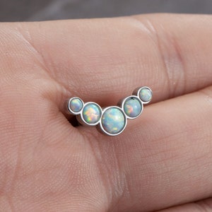 16G Opal Labret Piercing,Cartilage earring,Tragus,Helix Earring,Conch piercing,Cartilage piercing,Labret,CZ Labet,Best gift for her