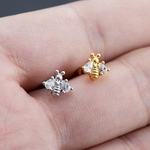 16G Bee Stud Earrings, Ear, Cartilage, Helix Earring, Tragus ,Stud Earrings,Best gift for her