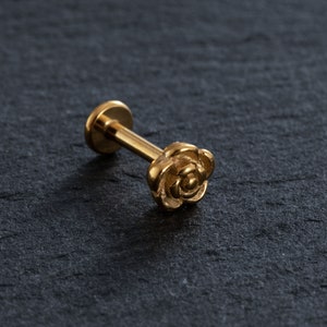 16G Rose Labret Piercing,Cartilage earring,Tragus,Helix Earring,Conch piercing,Cartilage piercing,Labret,CZ Labet,Flower Earring
