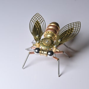 Steampunk Metal Insect Fly Sculpture Mechanical Insect Figurine Steampunk Bug Insect Gift tabletop ornament Home Decor