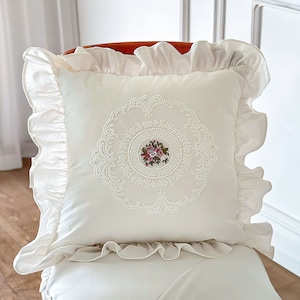 Copricuscino quadrato in cotone con bordo arricciato bianco, copricuscino ricamato, dimensioni personalizzabili