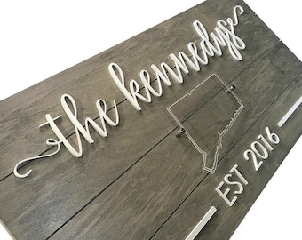 Pallet Style Family Name Sign with Custom Emblem