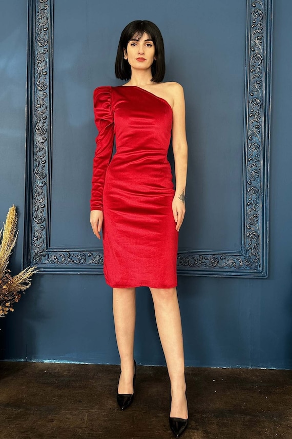 open lace back dress Sexy One Shoulder Bodycon Homecoming Party Dress Asymmetrical Hem Red –  Shop Hearts main image 0